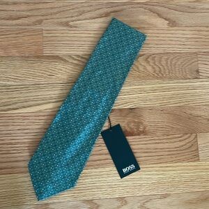 [Hugo Boss] NWT green tie